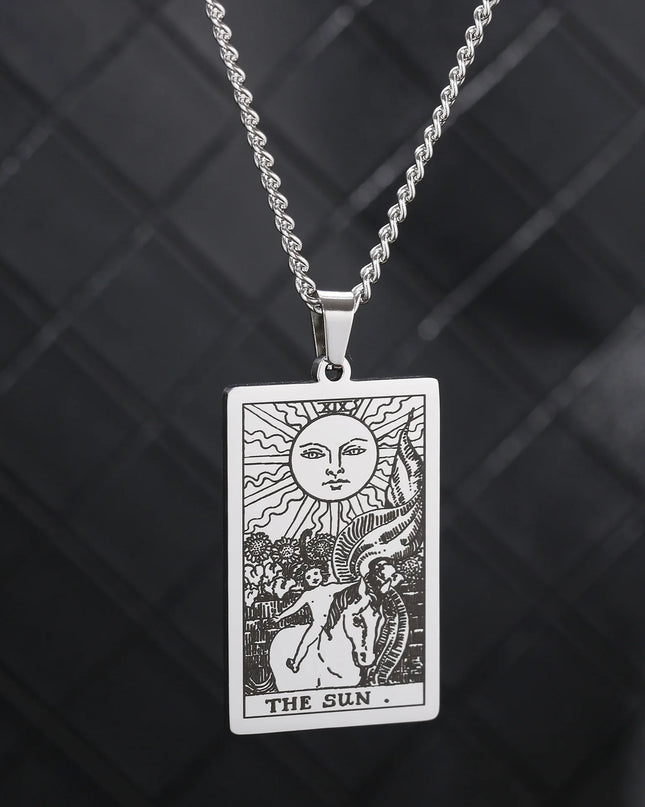 Collana con ciondolo a forma di tarocchi in acciaio inossidabile – Stella / Sole / Luna – Stile etnico unisex