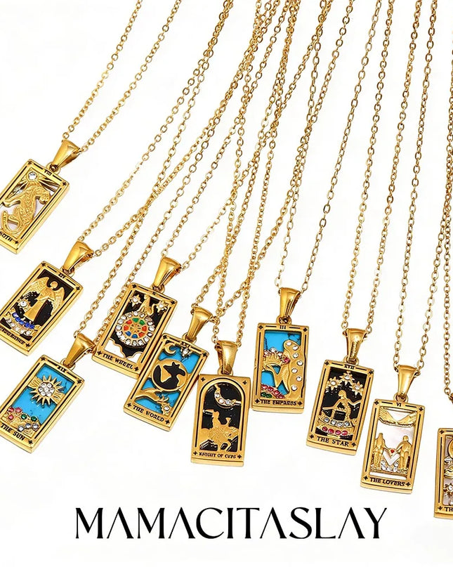 Collana con ciondolo a forma di tarocchi – Acciaio inossidabile e zirconi – Placcata oro 18 carati – Elegante e resistente gioiello da donna